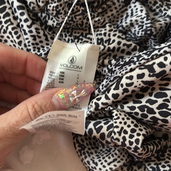 Volcom Monochrome Animal Print Swimsuit sz L - Picture 4 of 5
